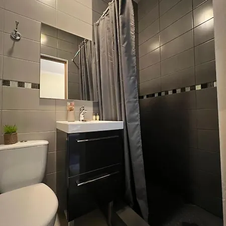 Chateau De Crenille Bed & Breakfast Chaumes-en-Brie