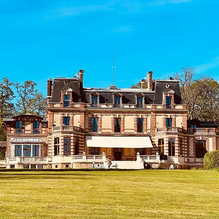 Bed & Breakfast Chateau De Crenille Chaumes-en-Brie
