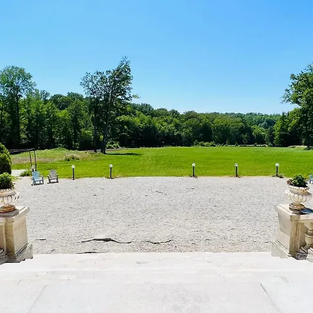 Chateau De Crenille Bed & Breakfast Chaumes-en-Brie