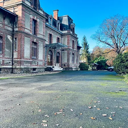Bed & Breakfast Chateau De Crenille Chaumes-en-Brie