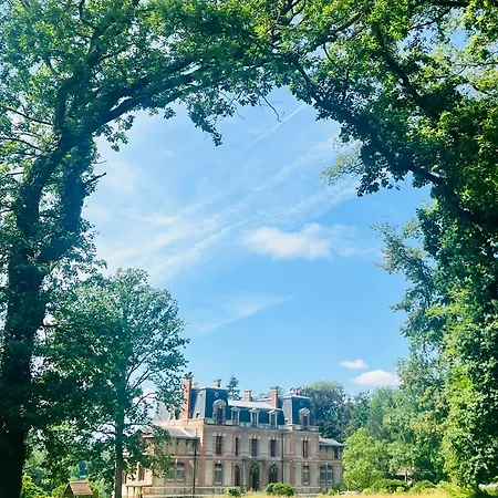 Chateau De Crenille